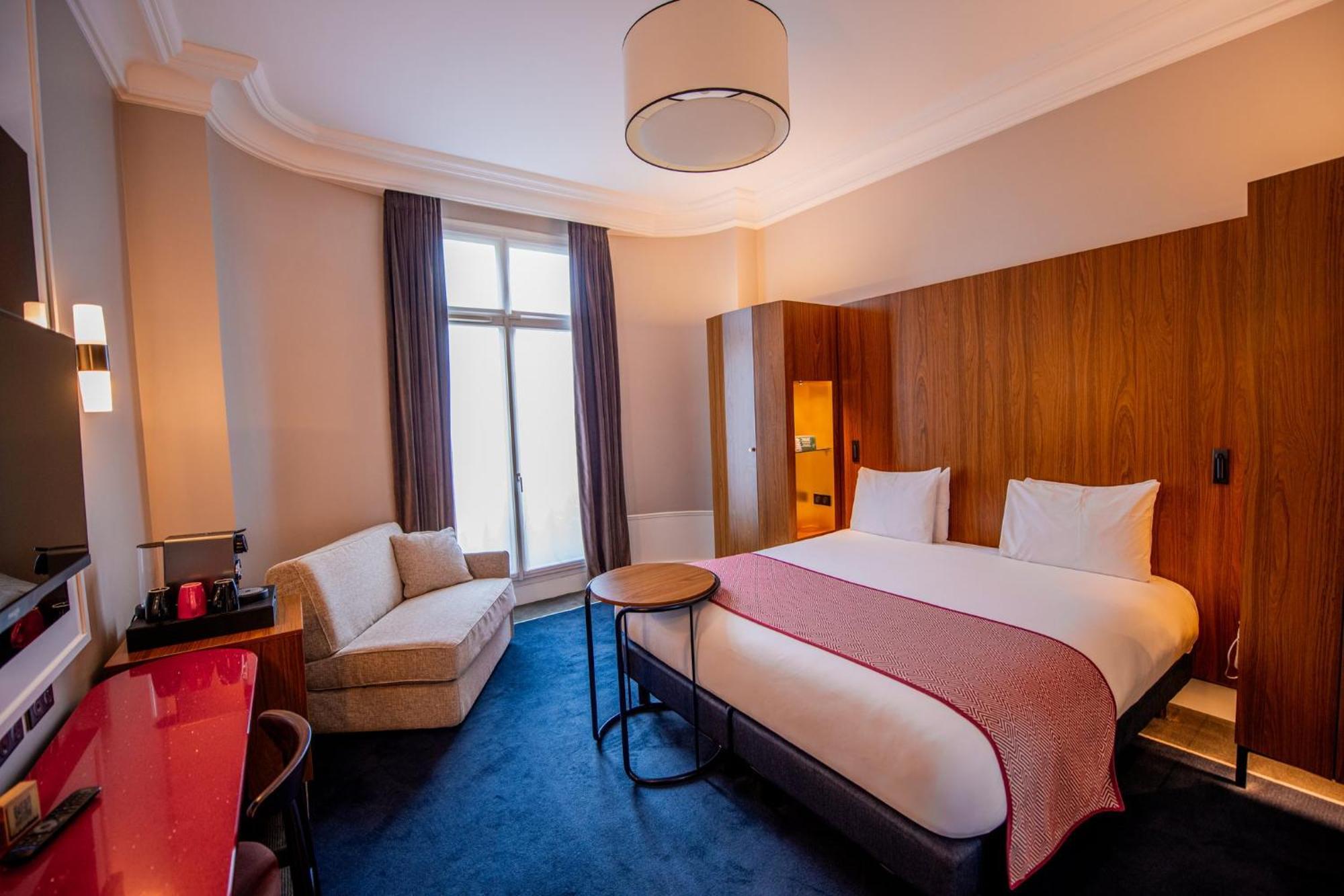 - Gare De Lyon Bastille By Ihg Hotel 4*
